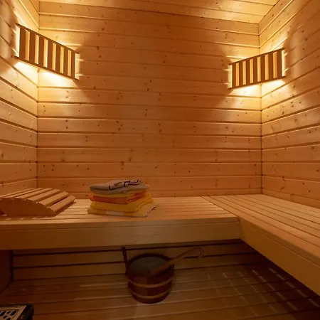 Hotel Direkt Am - Kamin, Klima, Sauna Und Boot Friedland (Brandenburg)