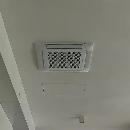 Direkt Am - Kamin, Klima, Sauna Und Boot Hotel *